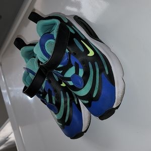 Kids Nike Air max size 10c